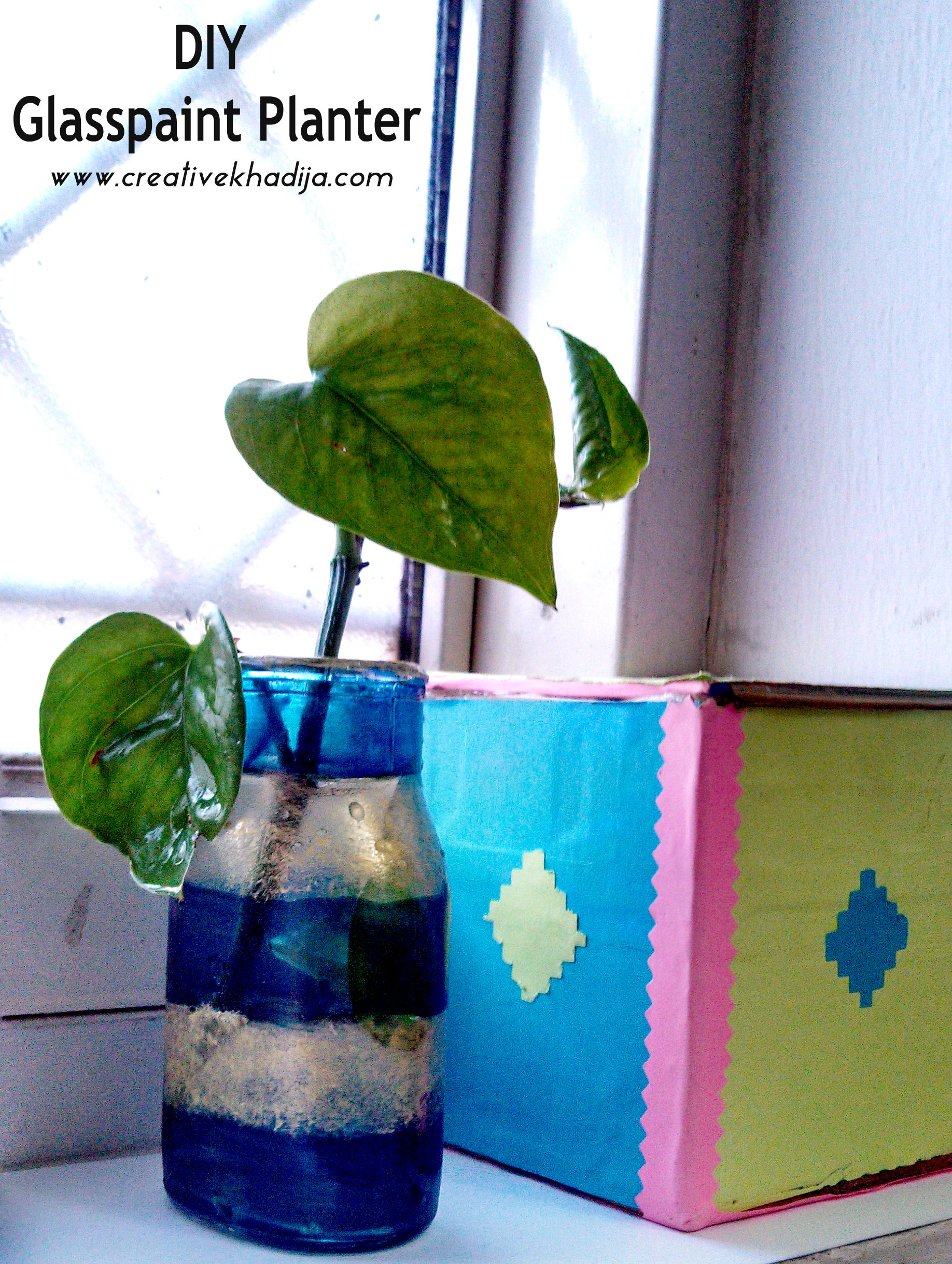 Plant-Container-Glass-Paint-planter-DIY-idea