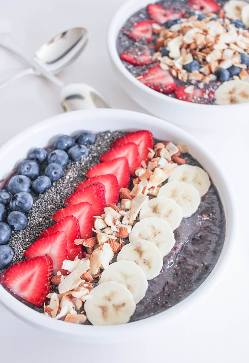 What's Cooking /// 25 SMOOTHIE BOWLS - The Cottage Market
