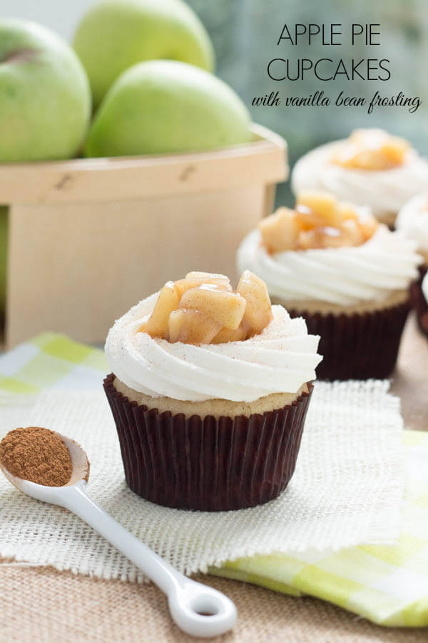 Apple_Pie-Cupcakes-with-Vanilla_bean-Frosting