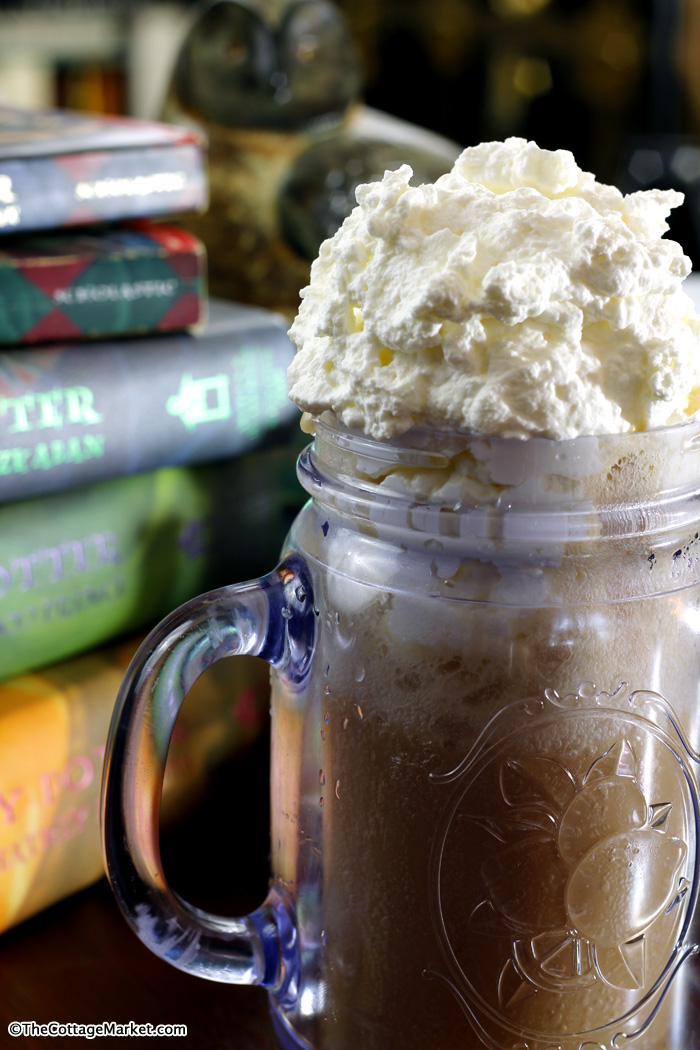 This delicious butterbeer ice cream float is the perfect magical treat for a party