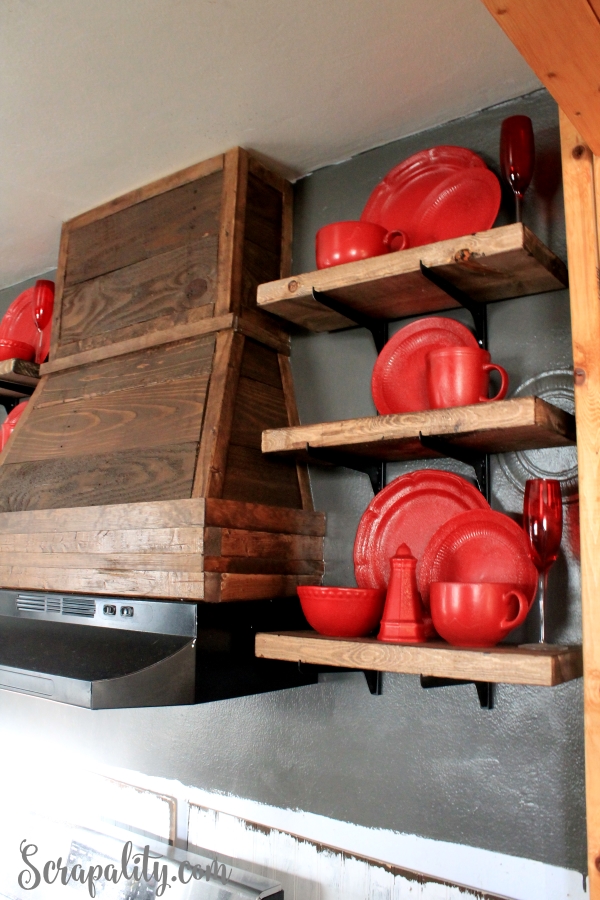 Open-Shelving-in-Kitchen-with-Hood