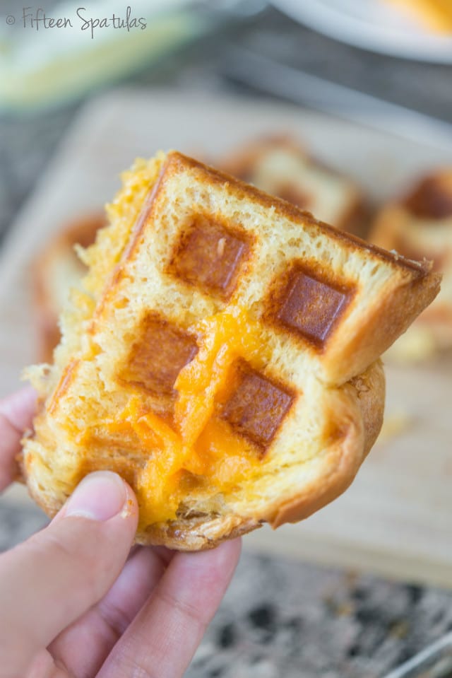 Why Didn't I Think Of That/ 22 Waffle Maker Hacks You Will Use! - The