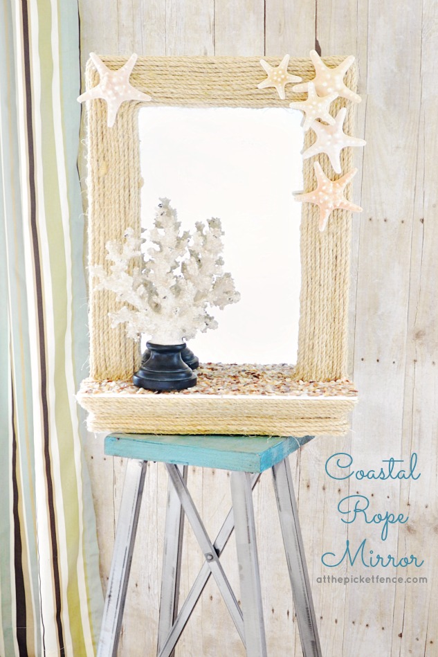 This DIY coastal rope mirror has all the elements of the beach. 