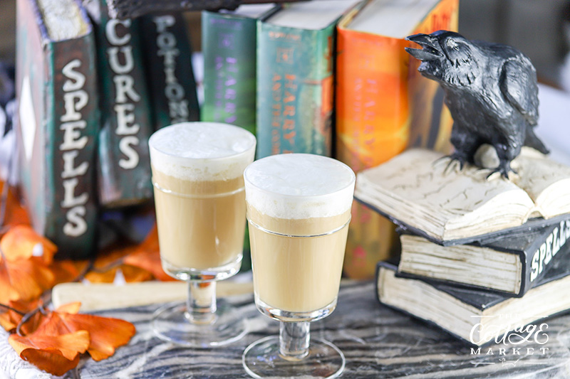 No Adult Halloween Party would be complete without this amazing Harry Potter Butterbeer Cocktail! You are soooooo going to love this yummy delight!