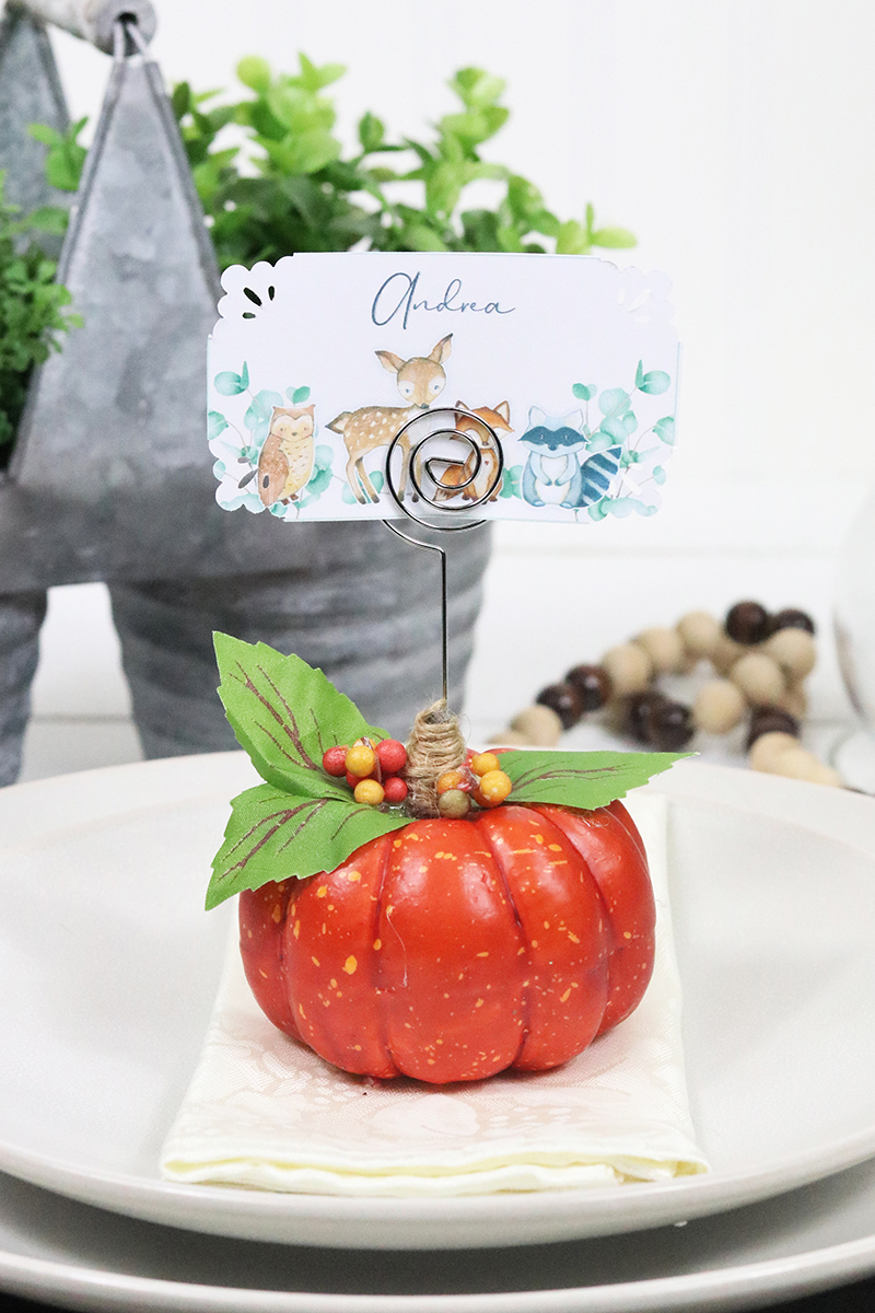 The Holiday Season is upon us so I know you will enjoy these DIY Dollar Store Hack Pumpkin Place Card Holders and the Free Printables are included.