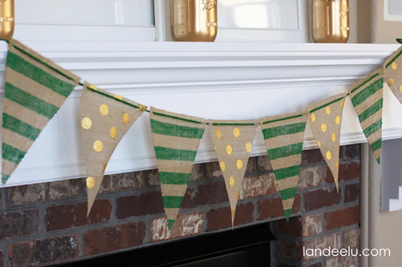 Magical St. Patrick’s Day Farmhouse DIYS that will bring a touch of Green and Luck to your wonderful Home in true Farmhouse Style!
