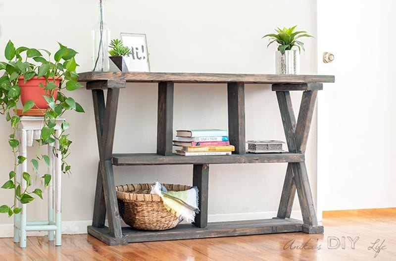 These  Fabulous Farmhouse Projects You Can Build With 2X4’s will keep you busy for a very long time!  Quick, easy and not many supplies which is always a good thing!