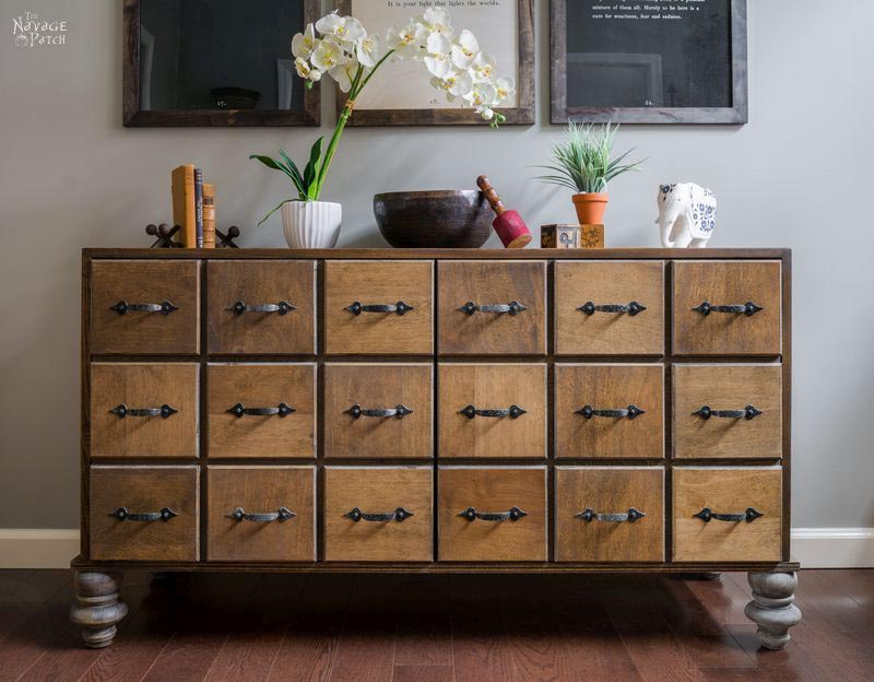 These Amazing Farmhouse Faux Card Catalog Makeover DIYs are so incredible… they look like the real thing only they don’t carry that heavy price tag!
