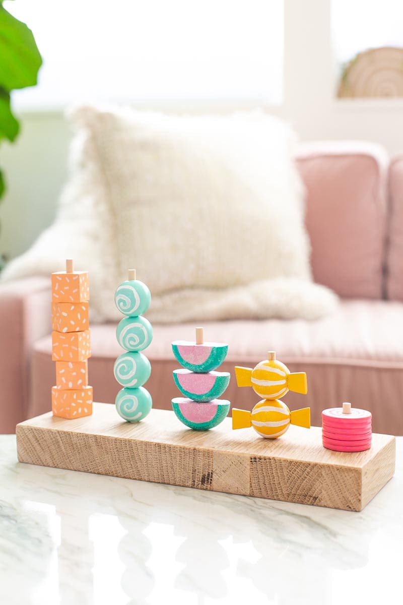 It is time for some Fresh and Trendy DIY Crafts To Make This Weekend. So many inspirational Crafts are waiting for you to choose from. One is perfect to make this weekend!