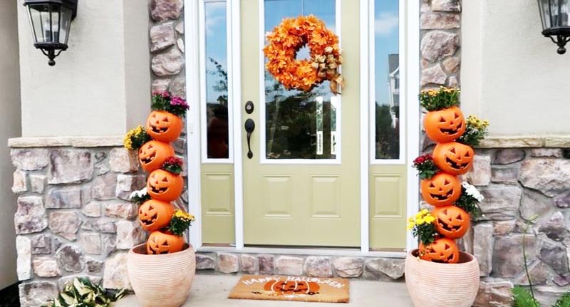 Halloween Dollar Store Hacks with Farmhouse Style could be just what you are looking for to add a touch of BOO to your home!