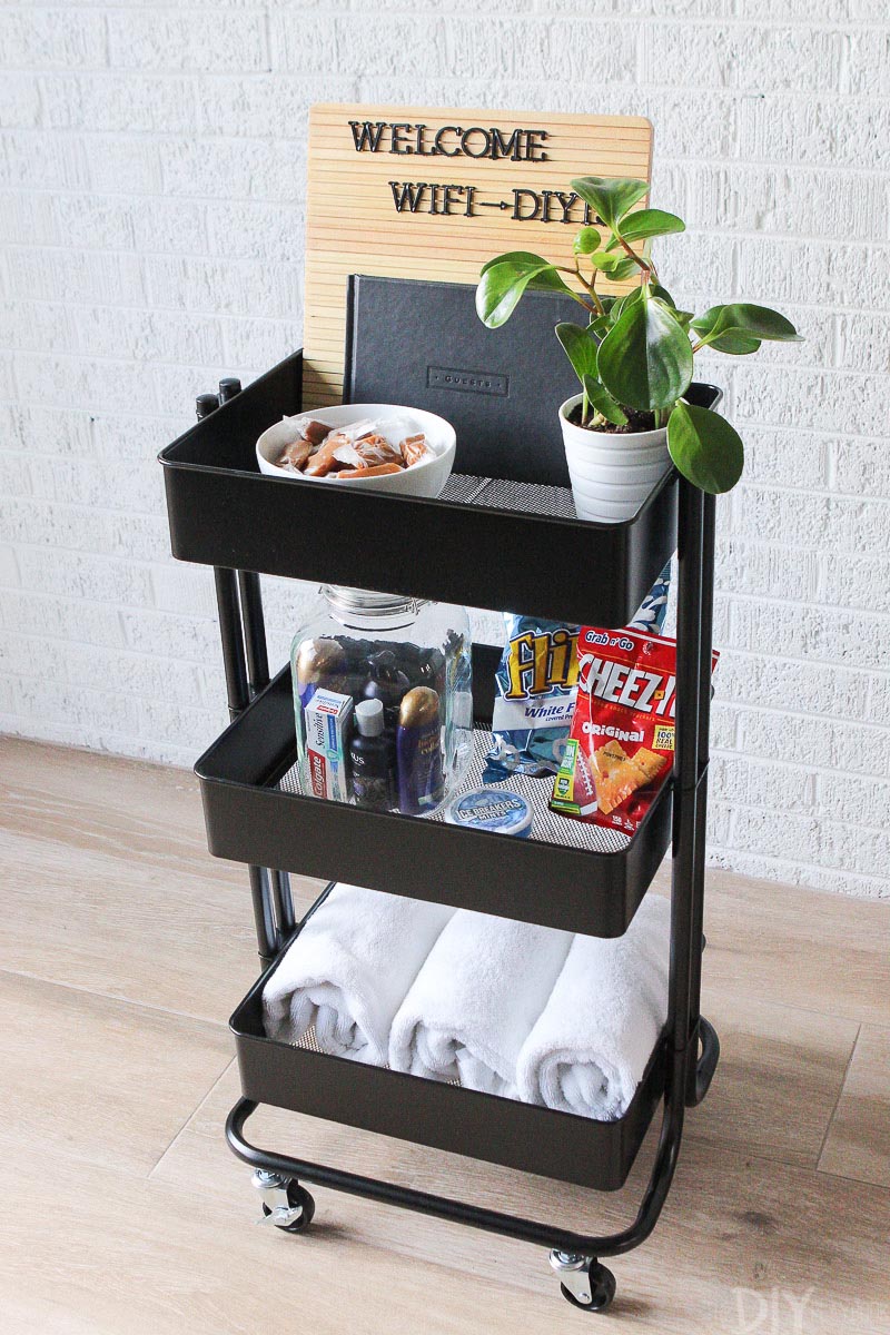 These Fabulous Raskog IKEA Hacks are going to make life much easier for you and the whole family. This magical little accessory has many tricks up its sleeve!