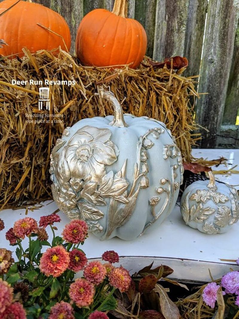These Farmhouse Style No Carve Pumpkins for Fall will add so much charm and fun to your home decor.  They are all quick and easy to make and will make you smile all Season long!