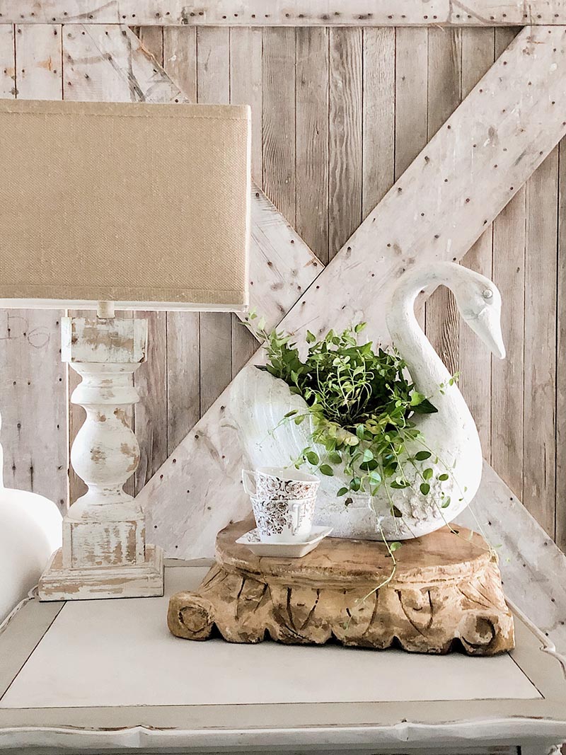 This collection of Fabulous Farmhouse DIY Craft Projects is amazing! All of these DIYS are just waiting for you to create them!  With all these spot on tutorials from a ton of top notch Farmhouse Blogs.. it is easy!