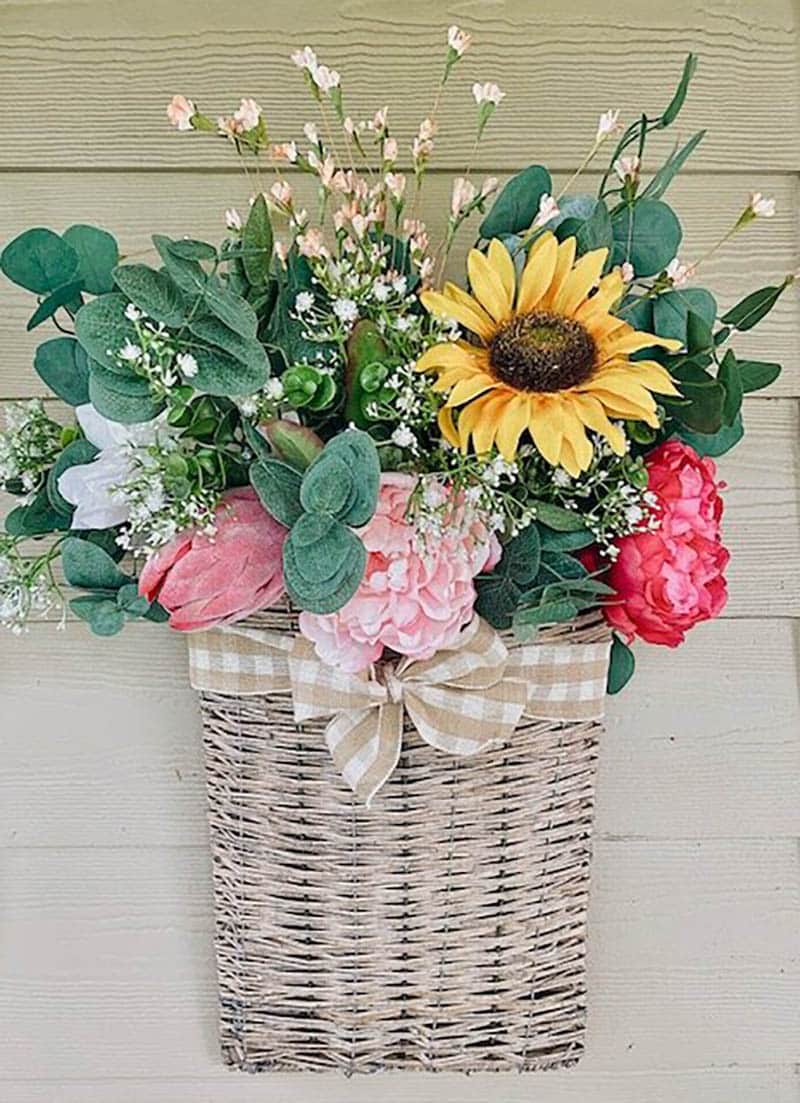 These DIY Summer Farmhouse Wreath Ideas add Freshness and Fun to any space in your home including the place of honor… on your front door. 