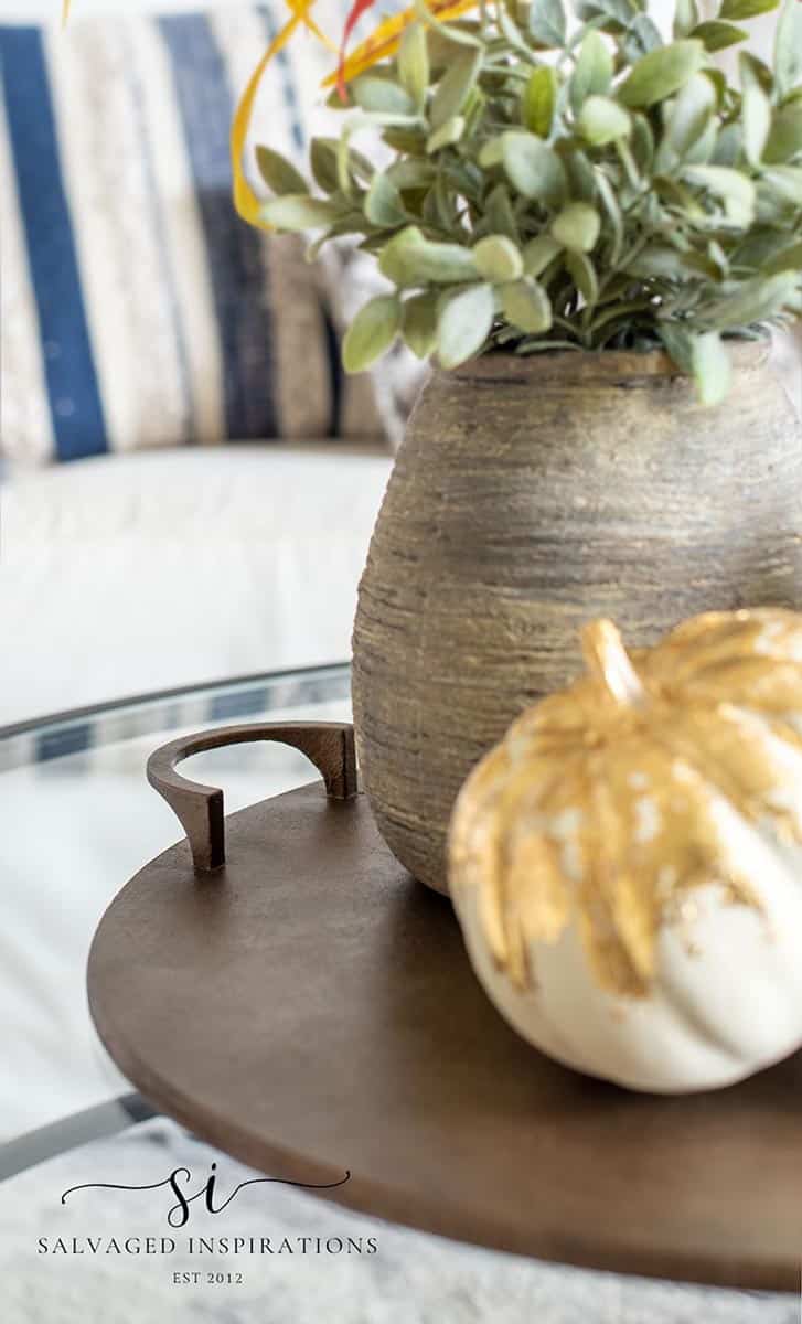 Explore the art of transforming thrift store treasures into rustic farmhouse decor. Get inspired with creative DIY projects.