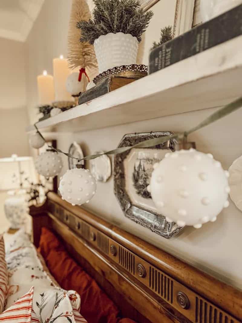 Explore 45 heartwarming Farmhouse Christmas DIY crafts to infuse rustic charm into your holiday decor. Get inspired on The Cottage Market!